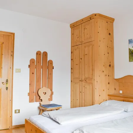 Apartements Noggler & Doppelzimmer Mit Fruehstueck Mals im Vinschgau Zimmer foto